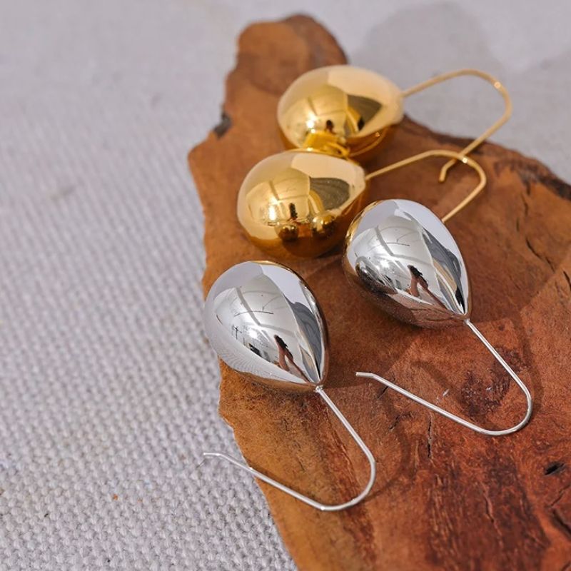 Gold Water Drop Earrings