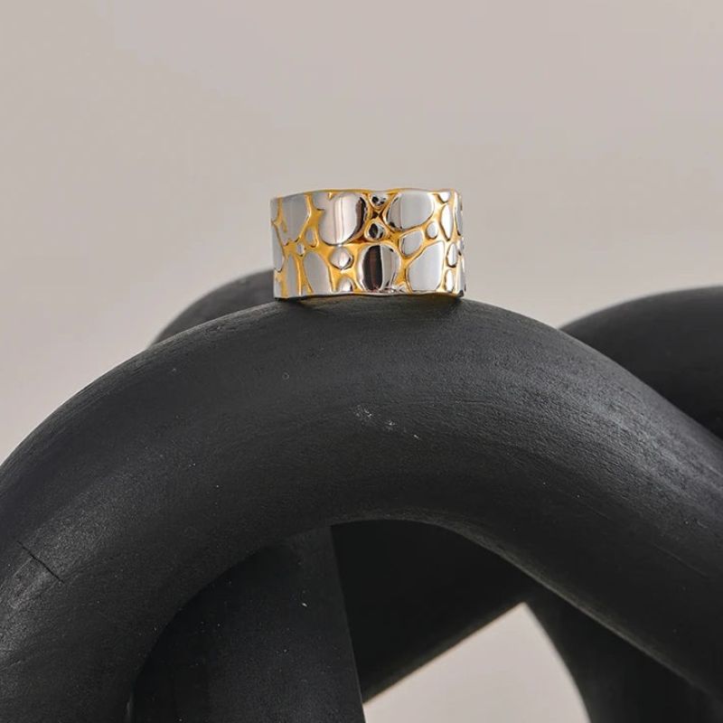 IT GIRL Two-Tone Ring