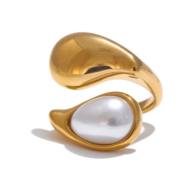 Pearl Water Drop Ring