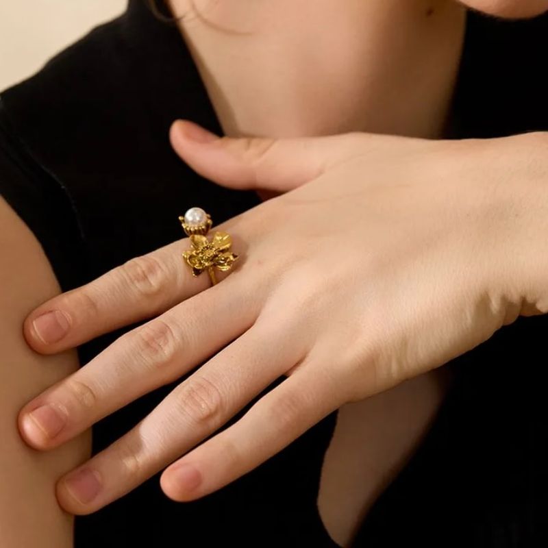 Flower Power Ring