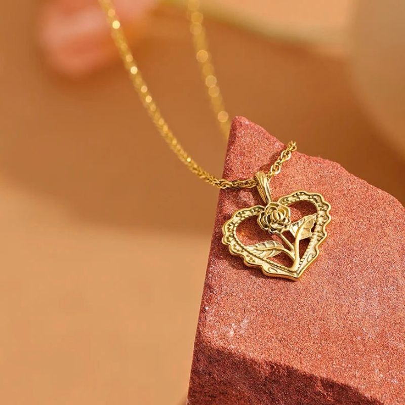 Heart Flower Necklace