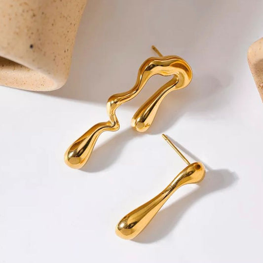 Jordyn Gold Waterdrop Stud Earrings