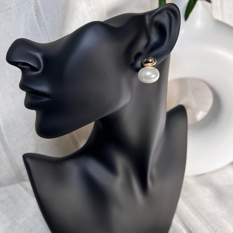 Christelle Pearl & Gold Stud Earrings