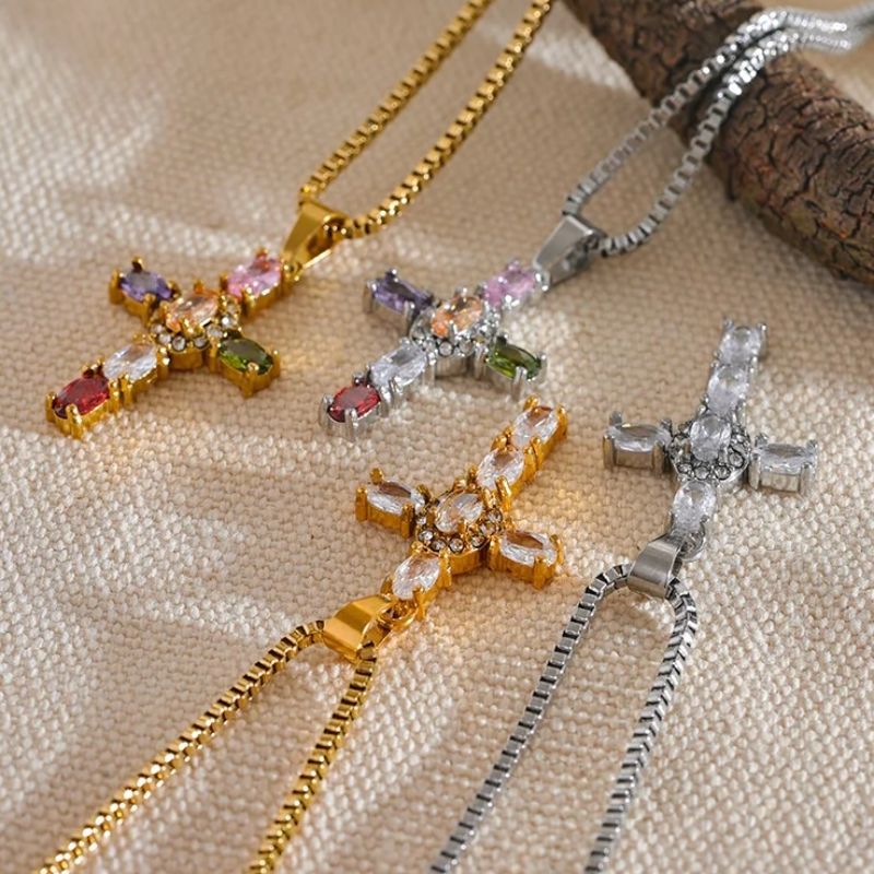 Cross Pendant Necklace