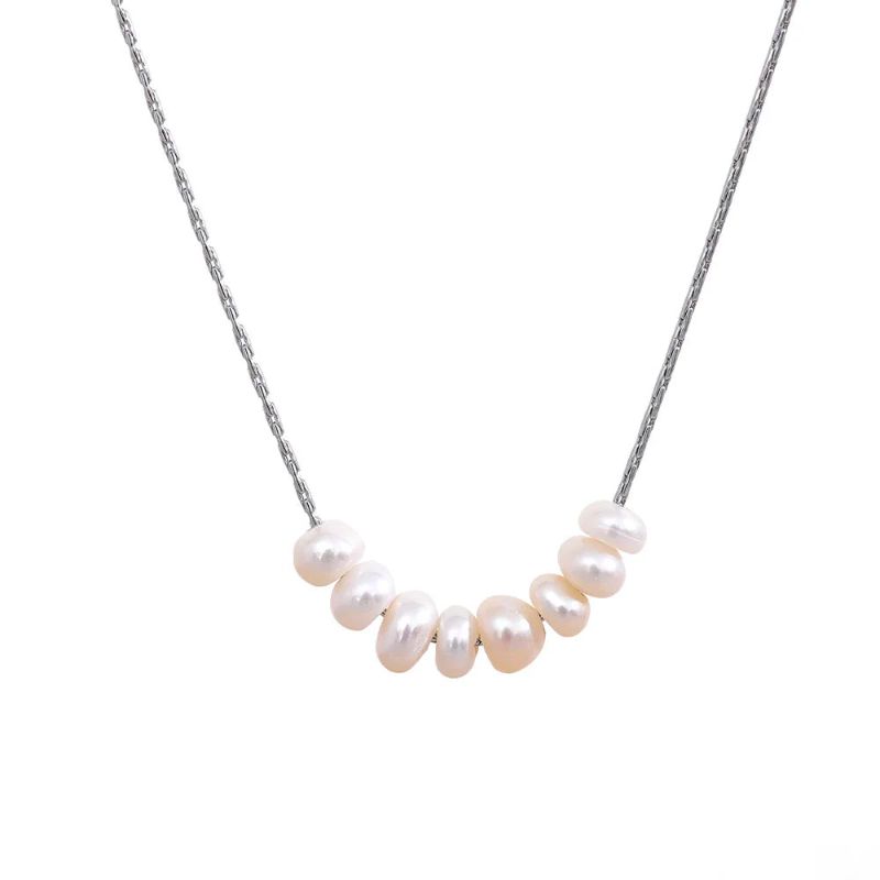 Tyra Pearl Necklace